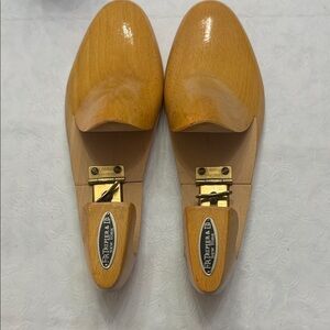 Classic Tan shoe tree